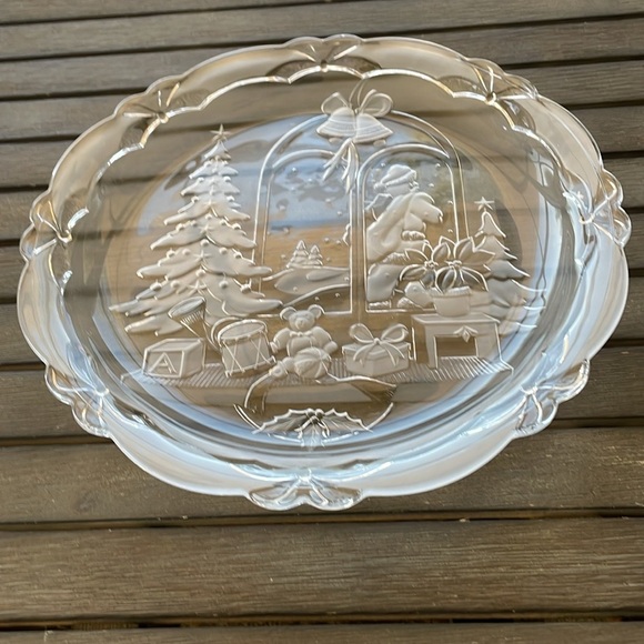 Vintage 1992 Crystal Clear Studios  Christmas Joy 14” Platter - Picture 2 of 5